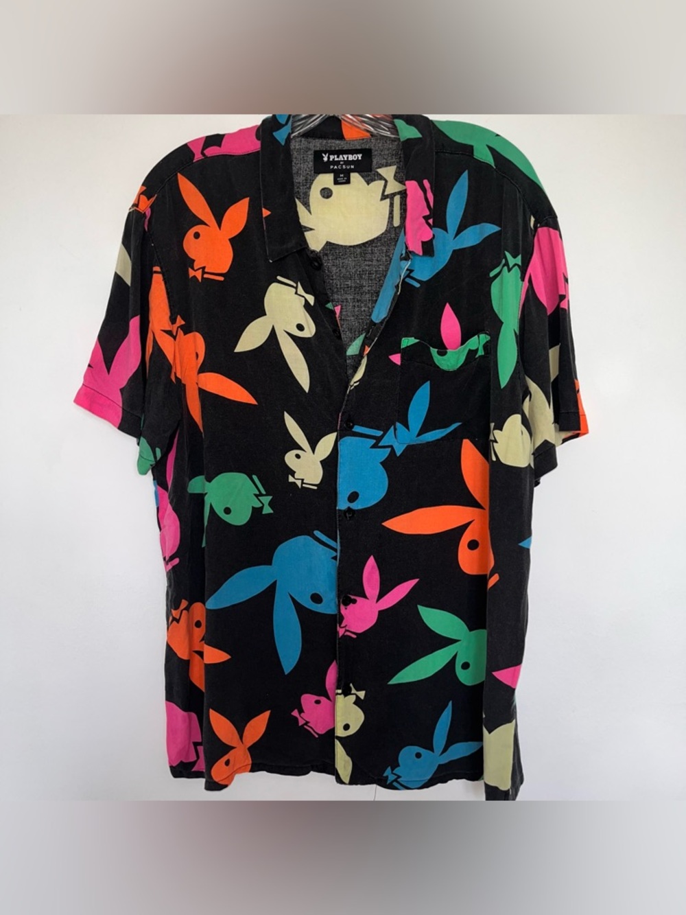 PLAYBOY Black Short-Sleeve Button-Down with Multicolor Bunny Print